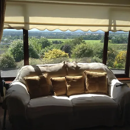 Hollymount House 3* Cahir