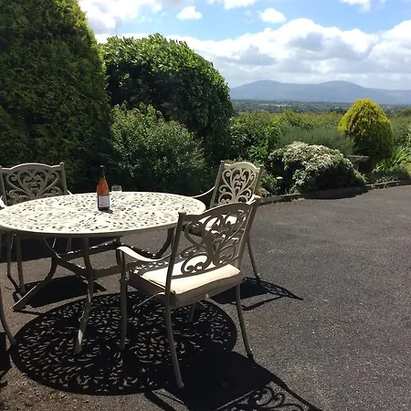 Hollymount House 3* Cahir