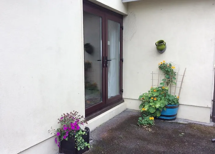 Bed & Breakfast Hollymount House