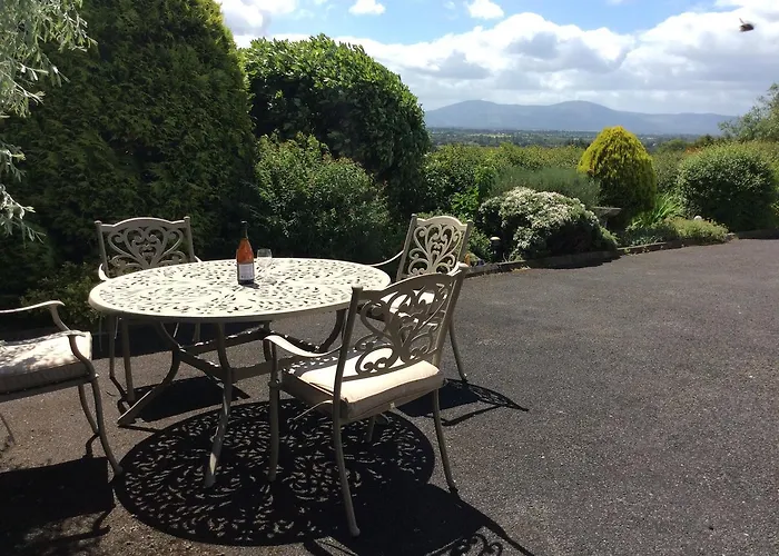 Hollymount House 3* Cahir